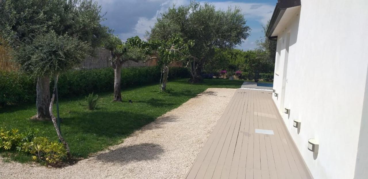 Villa Federica Con Piscina/With Pool Santa Maria Del Focallo Exterior foto